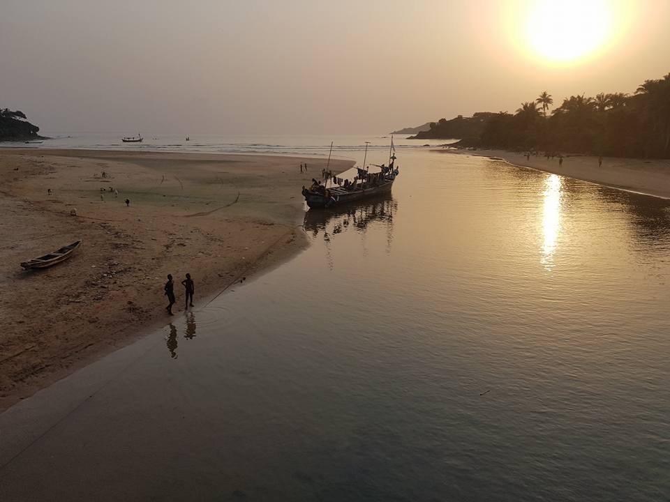 The Akwidaa Inn Buitenkant foto